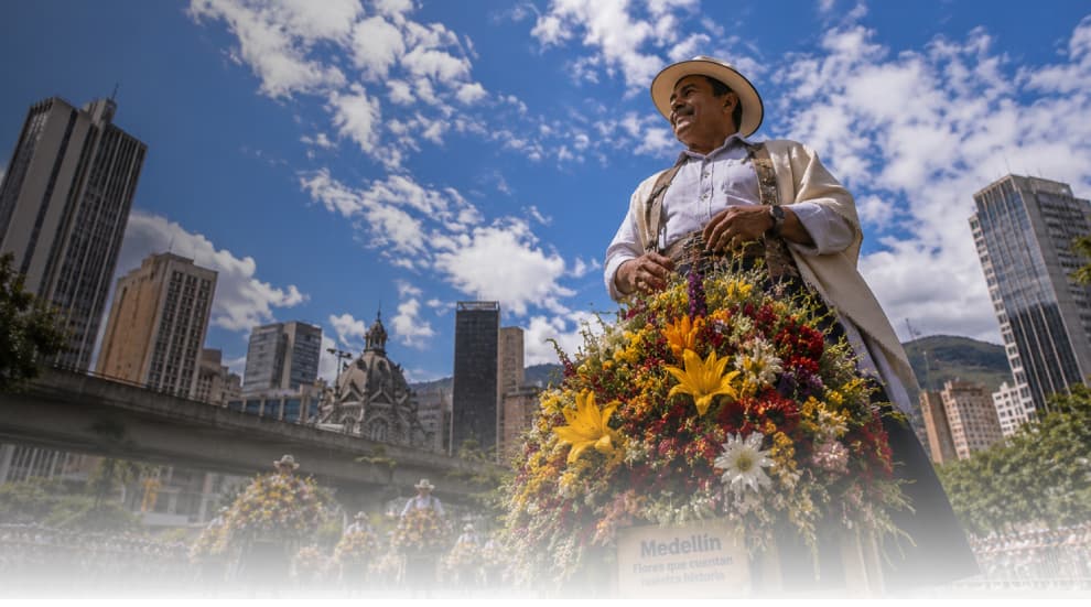 Vuela de Valledupar a Medellín y disfruta la Feria de las Flores